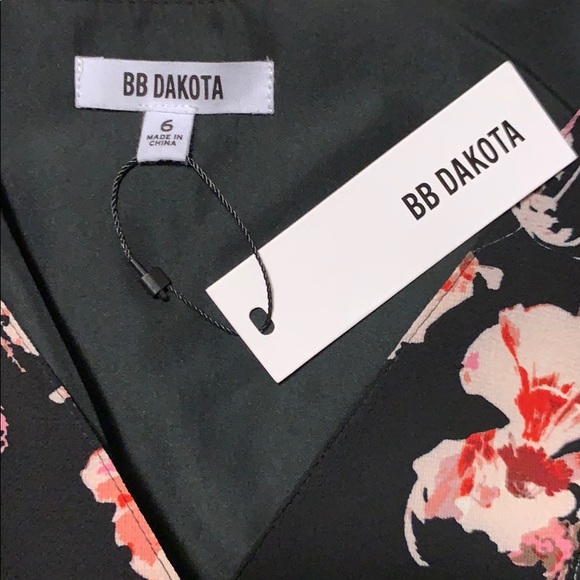 BB Dakota Wait Until Dark Dress. NWT! - Picture 3 of 4